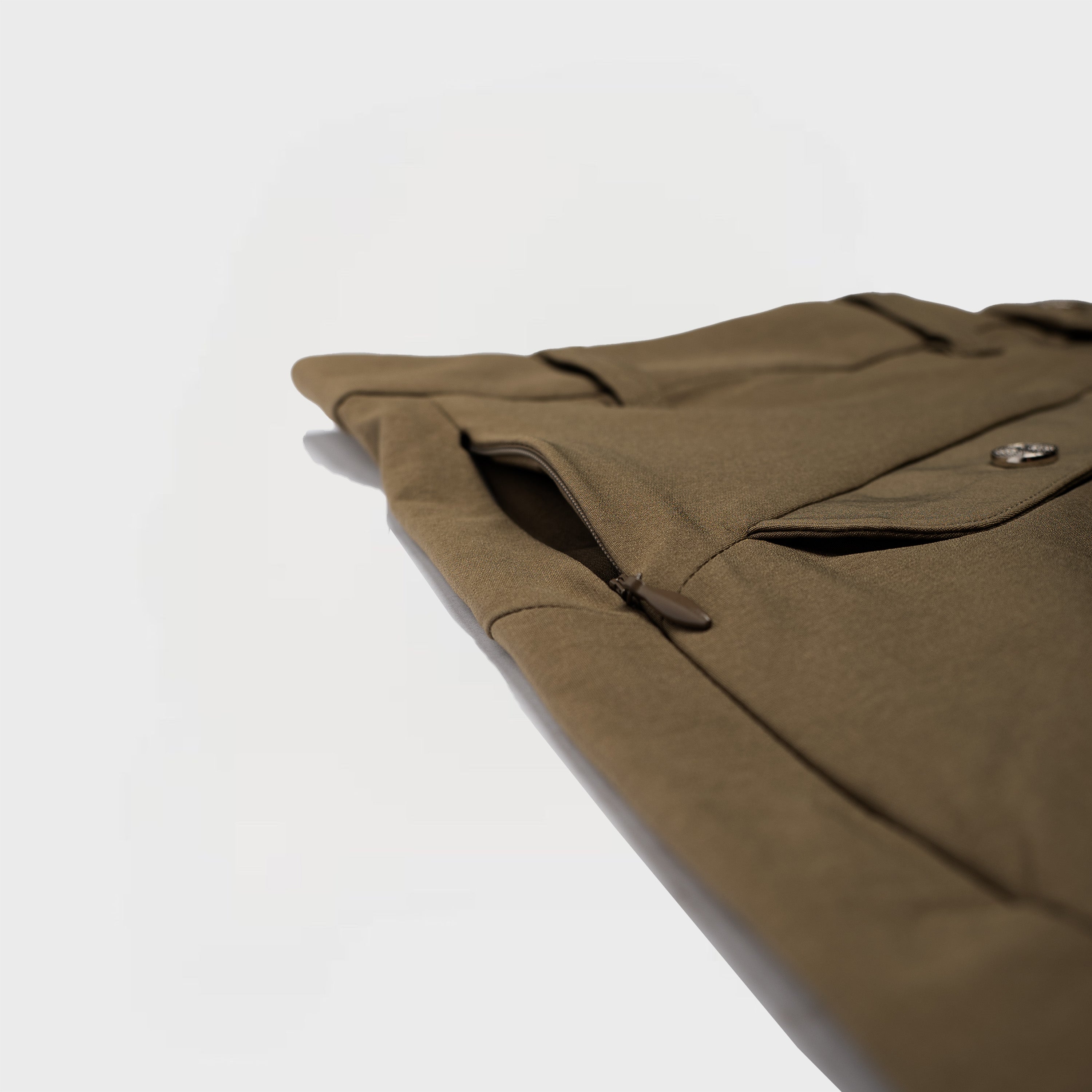 ROAD SHORTS | KHAKI