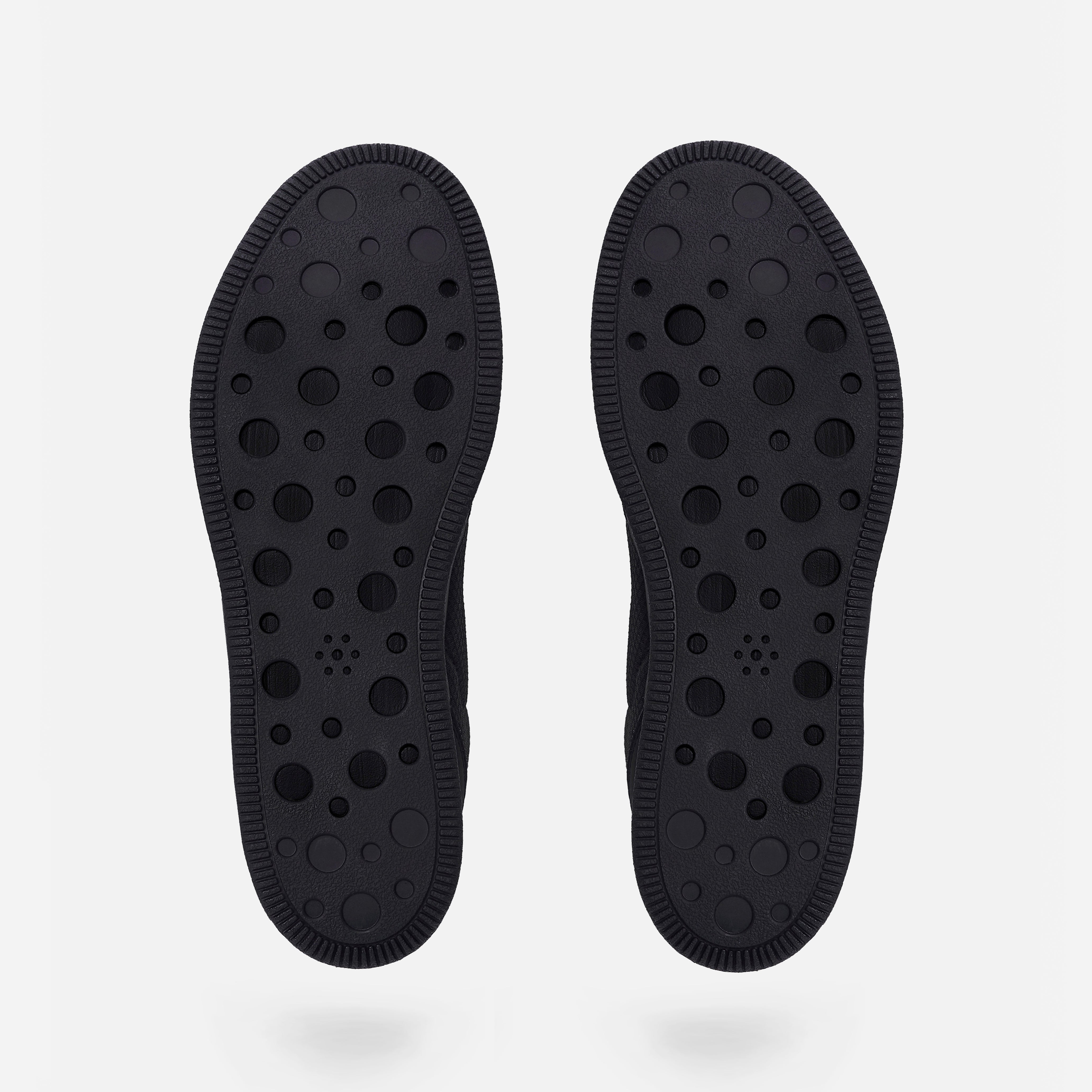 Model 001: Black