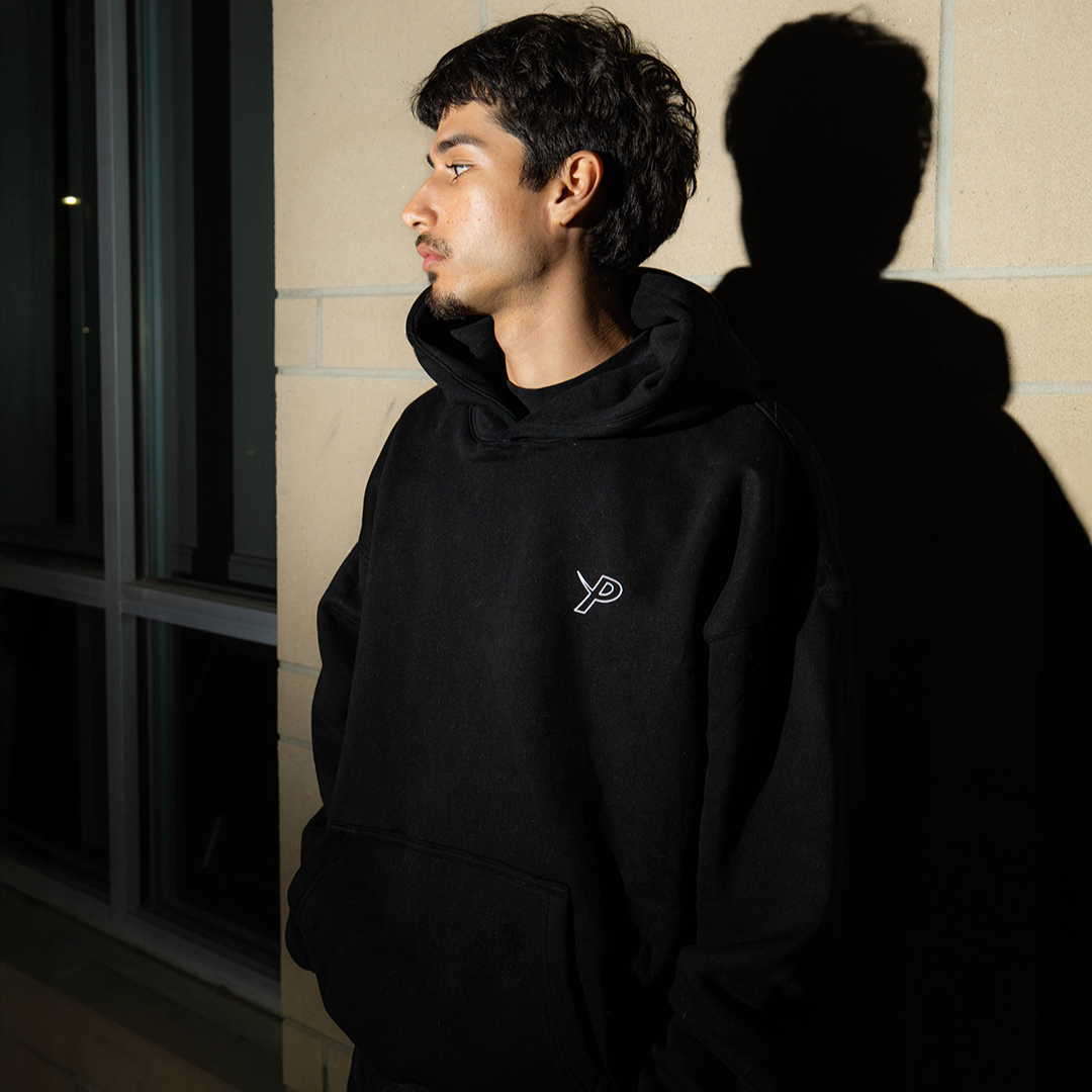 BOY PLUTO HOODIE | BLACK