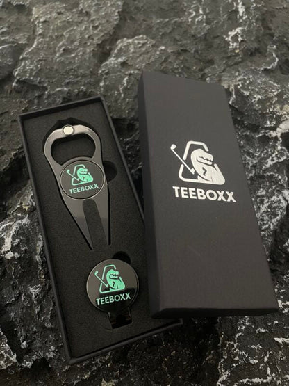 Divot Tool/Hat Clip