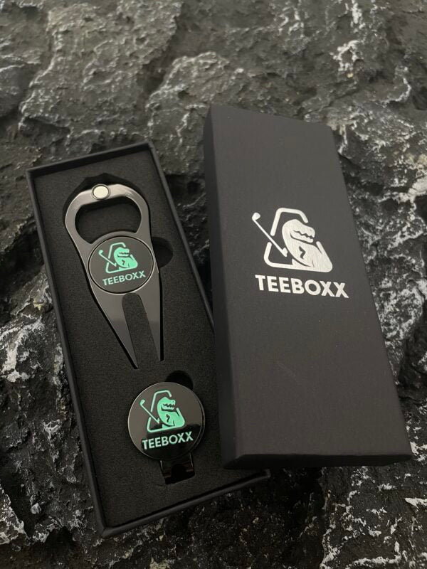 Divot Tool/Hat Clip